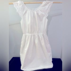 Gap Girls’ Eyelet Cap Sleeved Dress